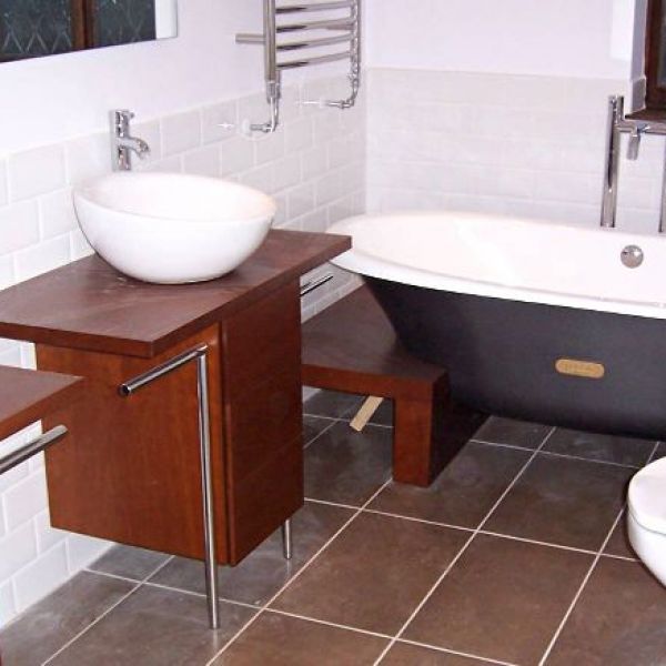 Thorne-Manor-Bathroom.jpg
